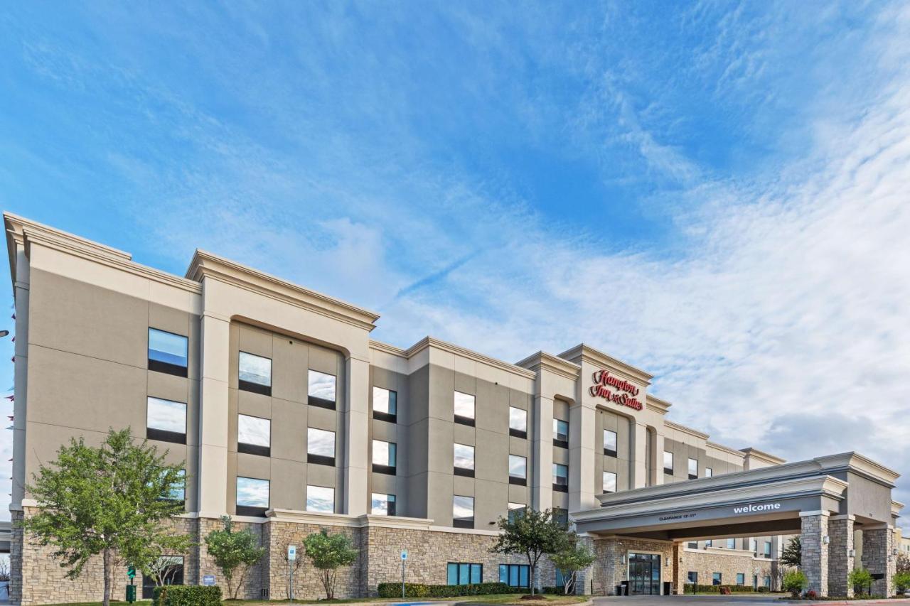 Hampton Inn & Suites Dallas I-30 Cockrell Hill, Tx Exterior foto